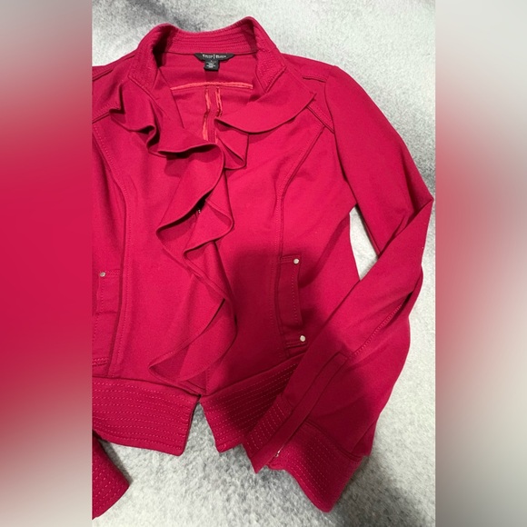 (B1) WHBM Red Pink Ruffle Cardinal Ponte Office Day Lifestyle Moto Jacket 6 - Picture 8 of 9